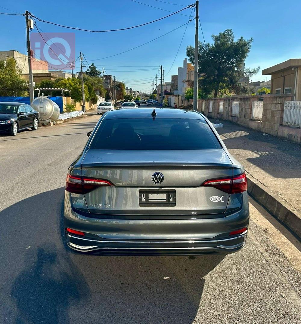 ڤۆڵکسواگن جێتا